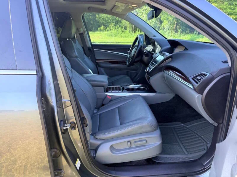 Used 2016 Gray Acura w/Tech w/AcuraWatch 4dr SUV w/Technology and AcuraWatch Plus Package image 16