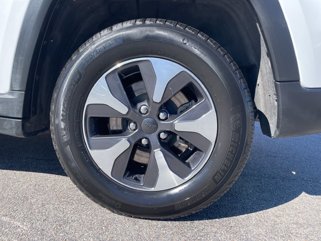 Certified Used 2024 White Jeep 4xe image 12