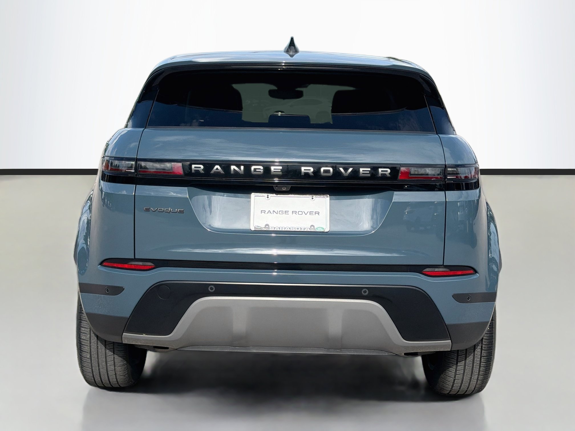 Used 2024 Blue Land Rover Core S image 4