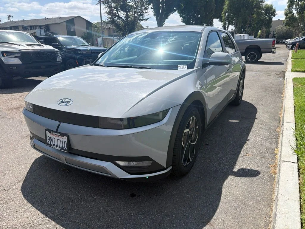 2024 Hyundai Ioniq 5 SE