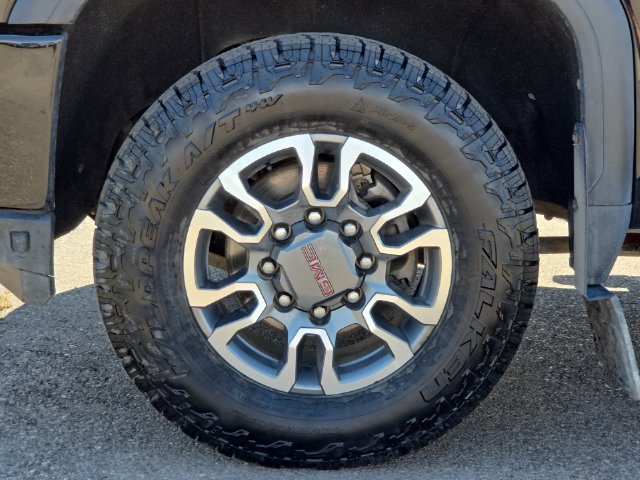 Used 2021 Onyx Black GMC AT4 image 20