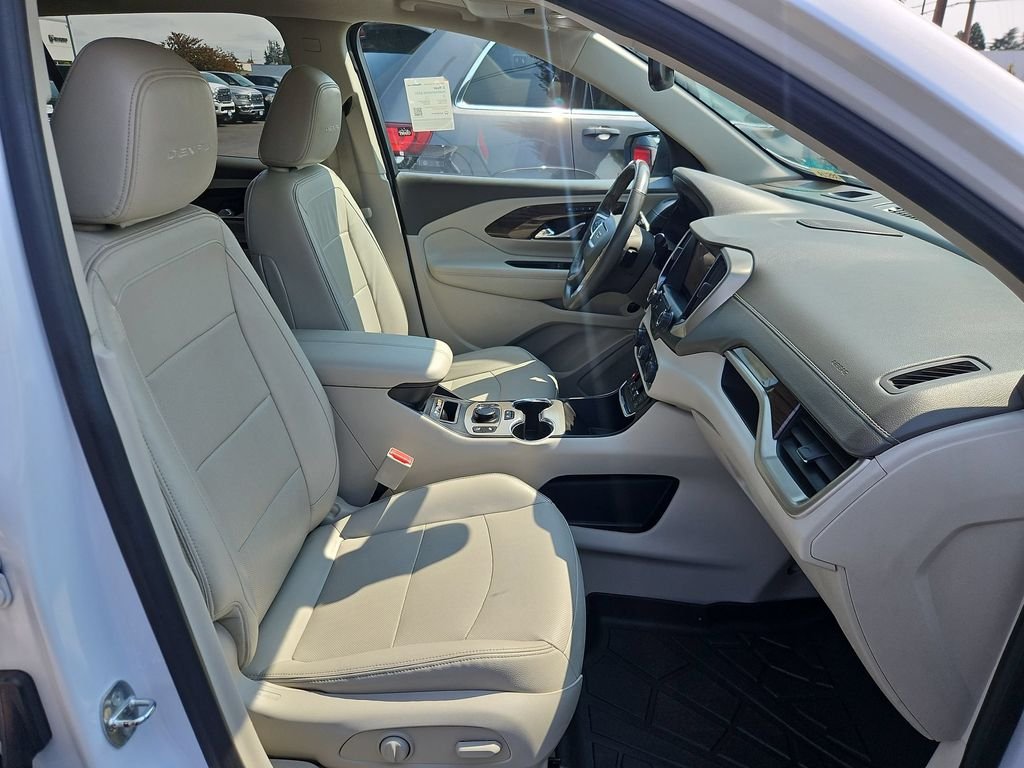 Used 2020 White Frost Tricoat GMC Denali image 28