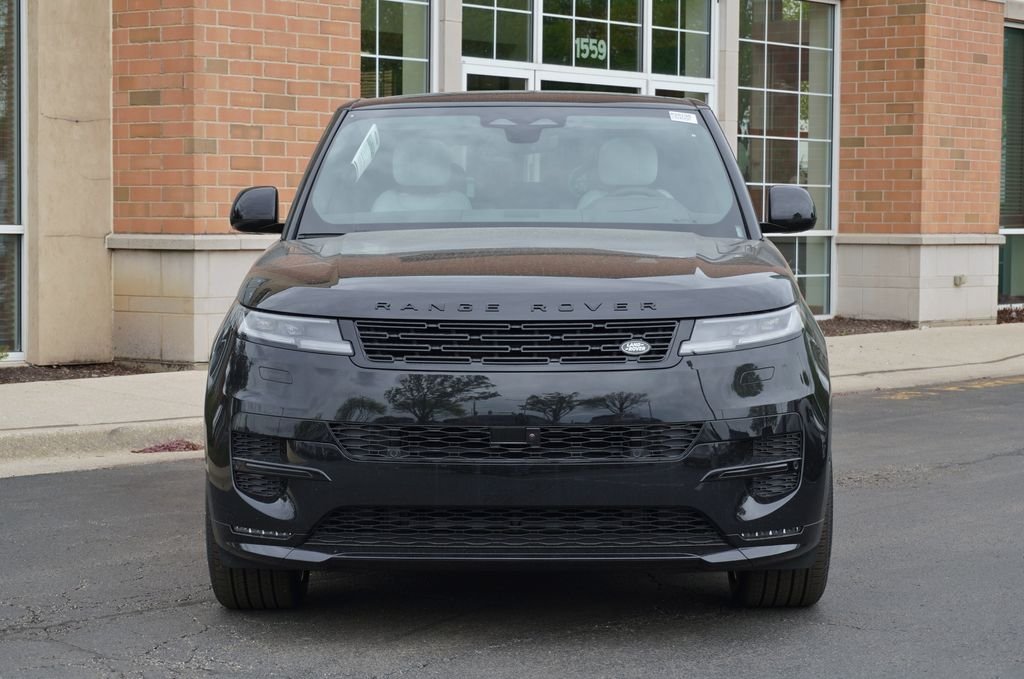 Certified Used 2026 Black Land Rover Dynamic SE image 4