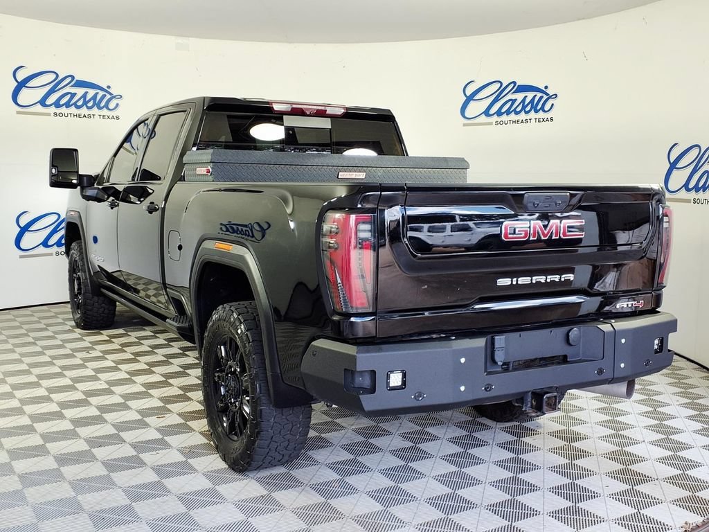 Used 2024 Onyx Black GMC AT4 image 2