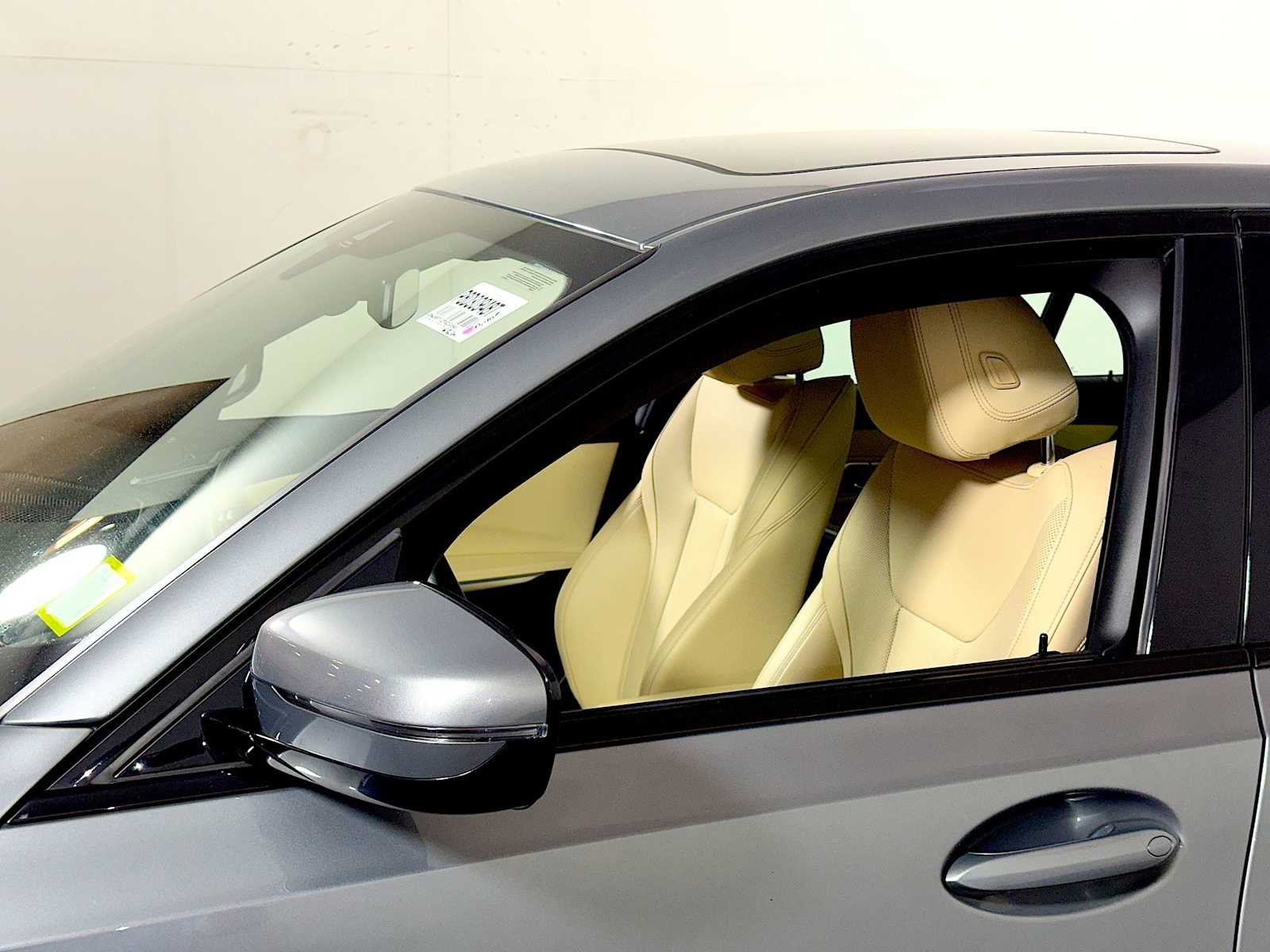 2023 BMW 3 Series 330i - Photo 29