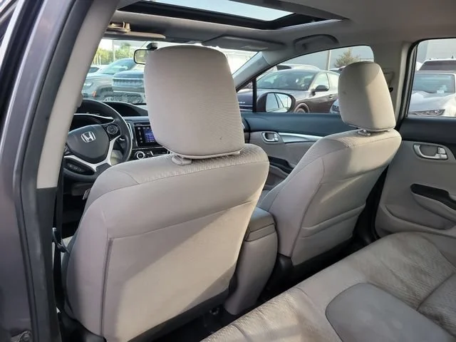 Used 2015  Honda EX image 12