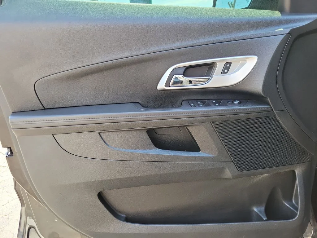 Used 2017 Black Chevrolet LT image 15