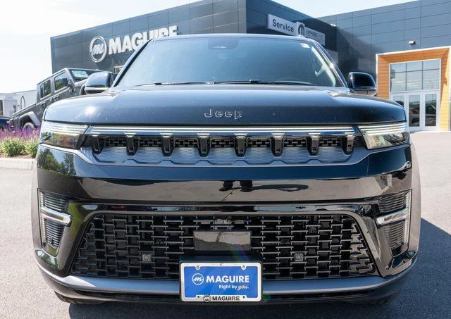 New 2026 High Gloss Black Jeep Limited Altitude image 3