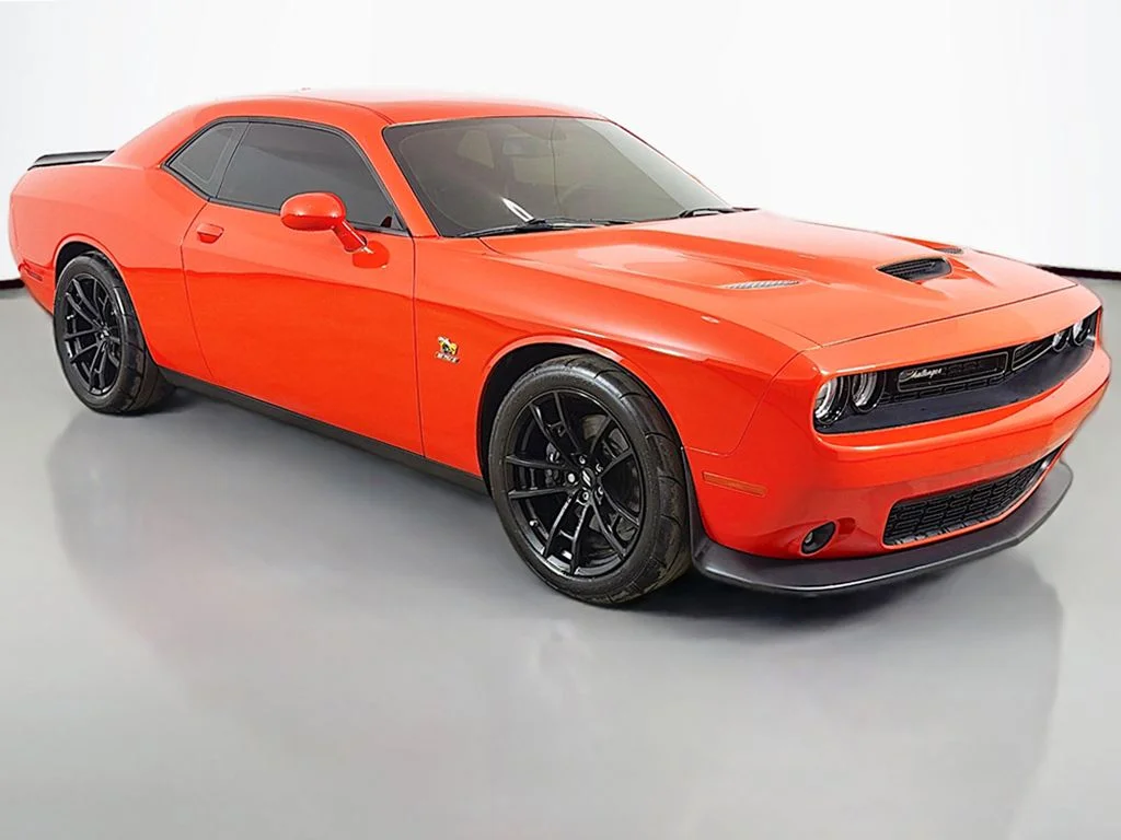 Used 2022 Go Mango! Dodge R/T Scat Pack image 40