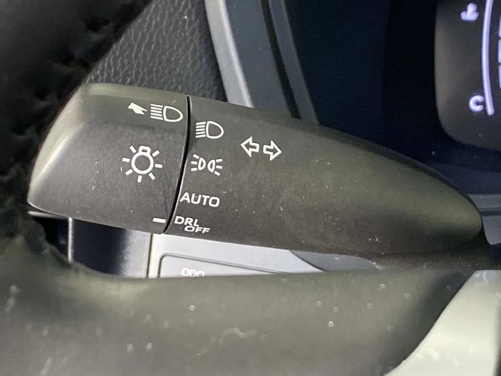 Used 2025 Cloud Toyota XLE image 18