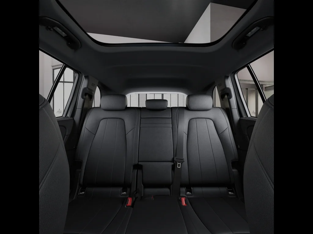 New 2026 Mountain Grey Metallic Mercedes-Benz GLB 250 4MATIC® image 44