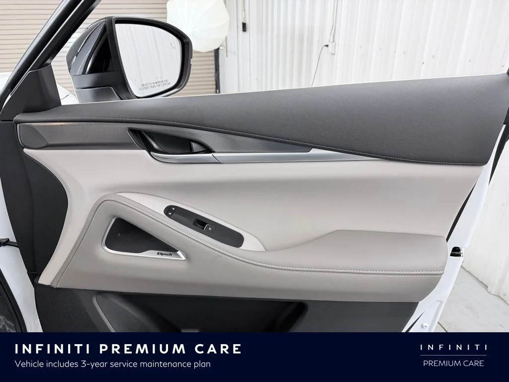 New 2026 RADIANT WHITE INFINITI Luxe FWD image 44
