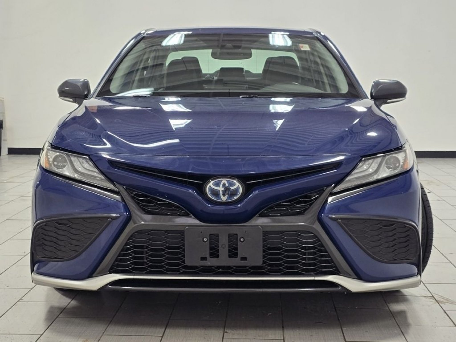 2023 Toyota Camry XSE - Photo 11