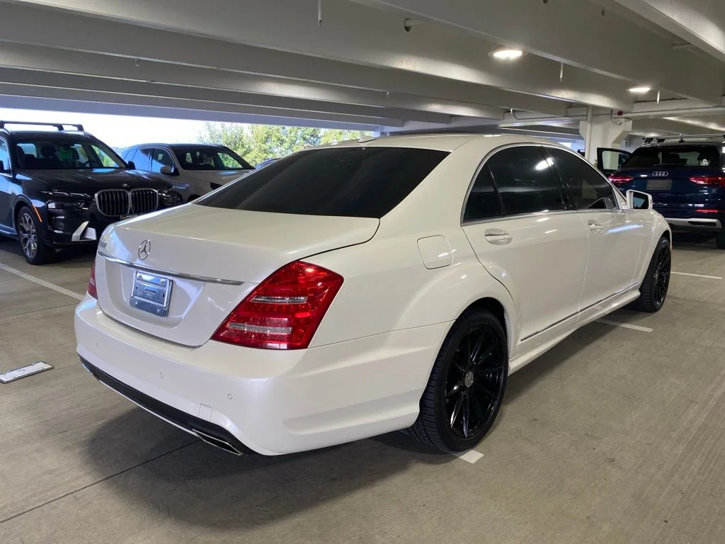 Used 2010 White Mercedes-Benz S 550 image 3