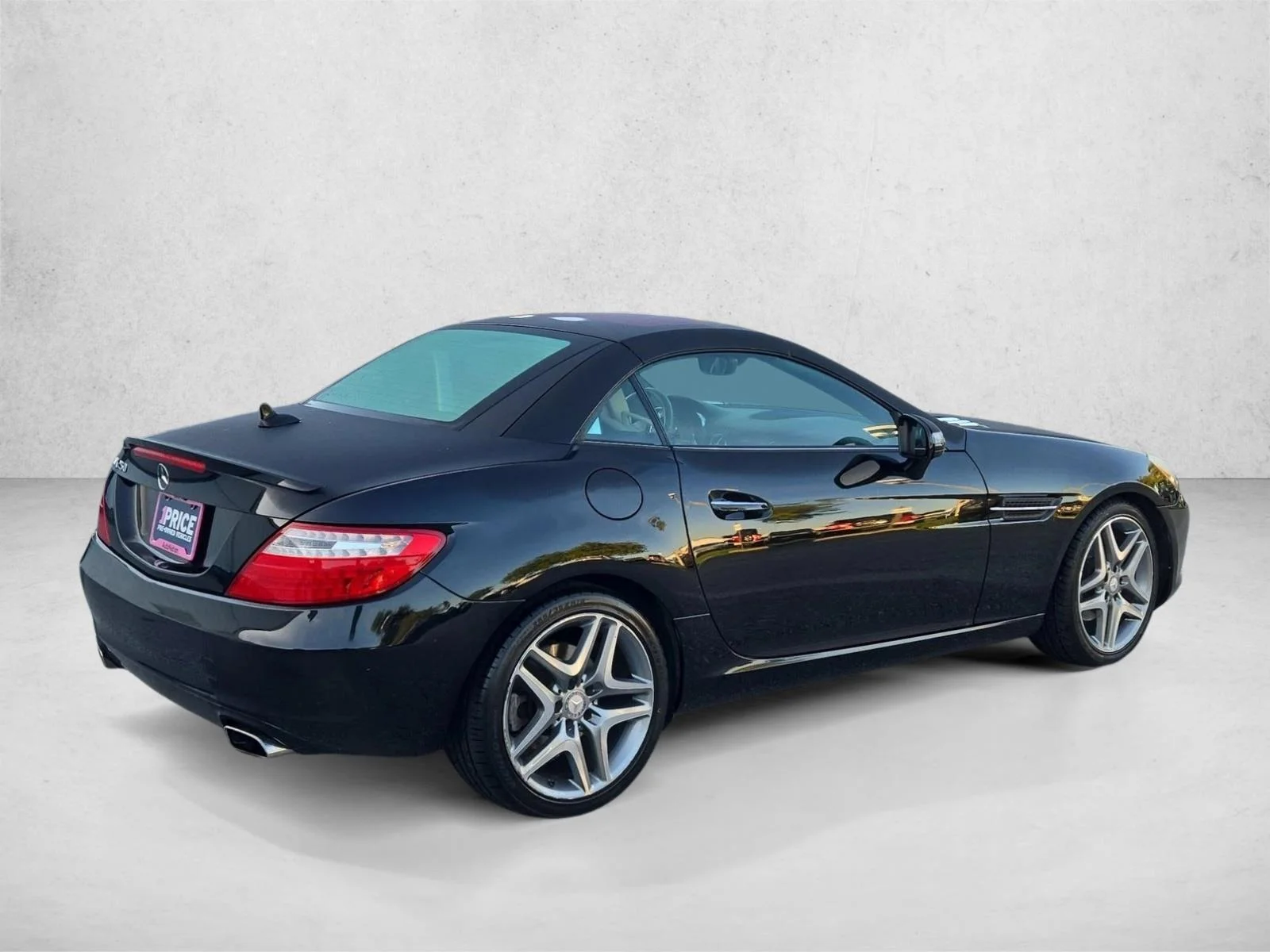 Used 2014 Black Mercedes-Benz SLK 250 image 5