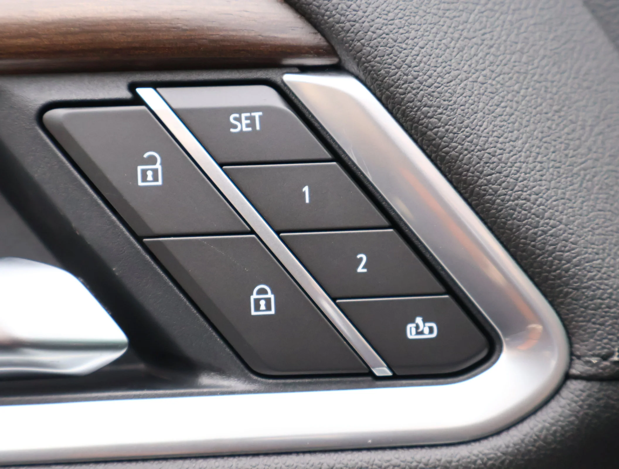 2026 Chevrolet Silverado 3500 HD High Country - Photo 8