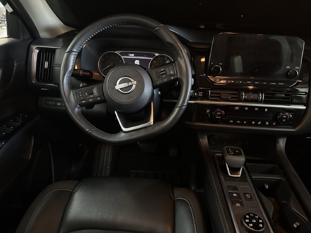 Certified Used 2025 Super Black Nissan SL image 22