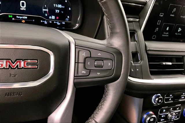 Used 2022 Summit White GMC SLE image 28