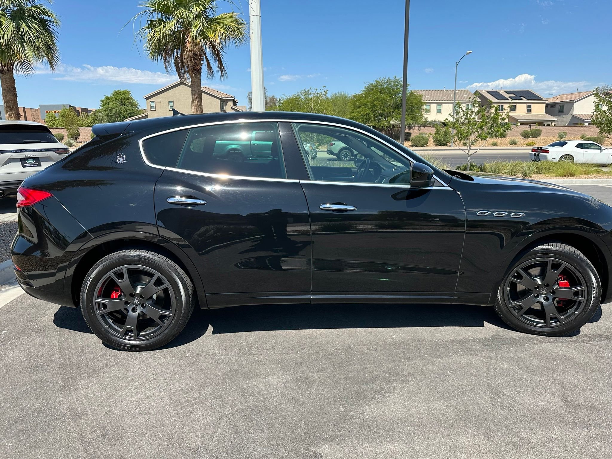 Used 2019 Nero Maserati Base image 6