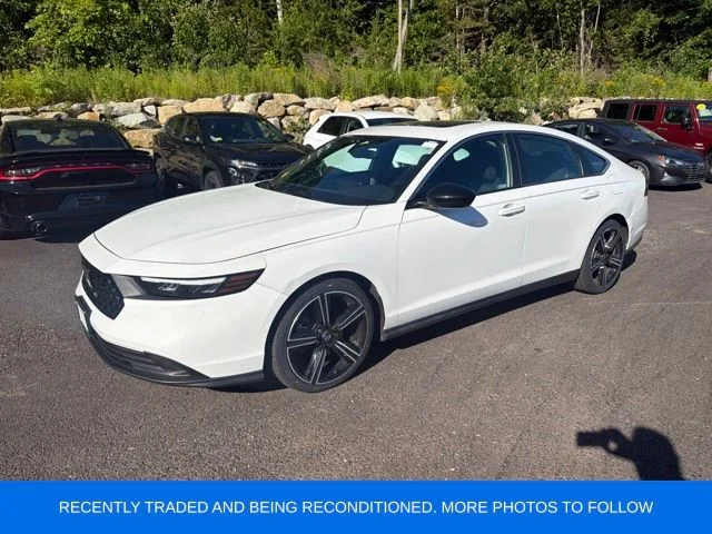 Used 2023 White Honda Sport image 2