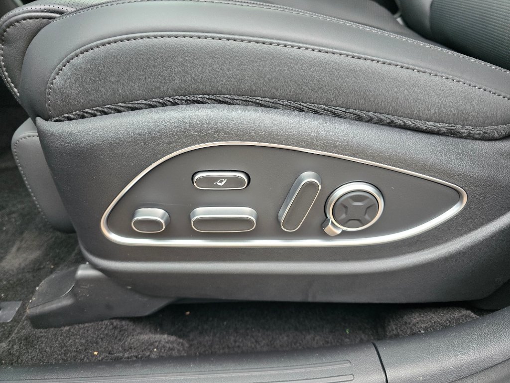 New 2026 Titan Charcoal Hyundai Calligraphy image 16