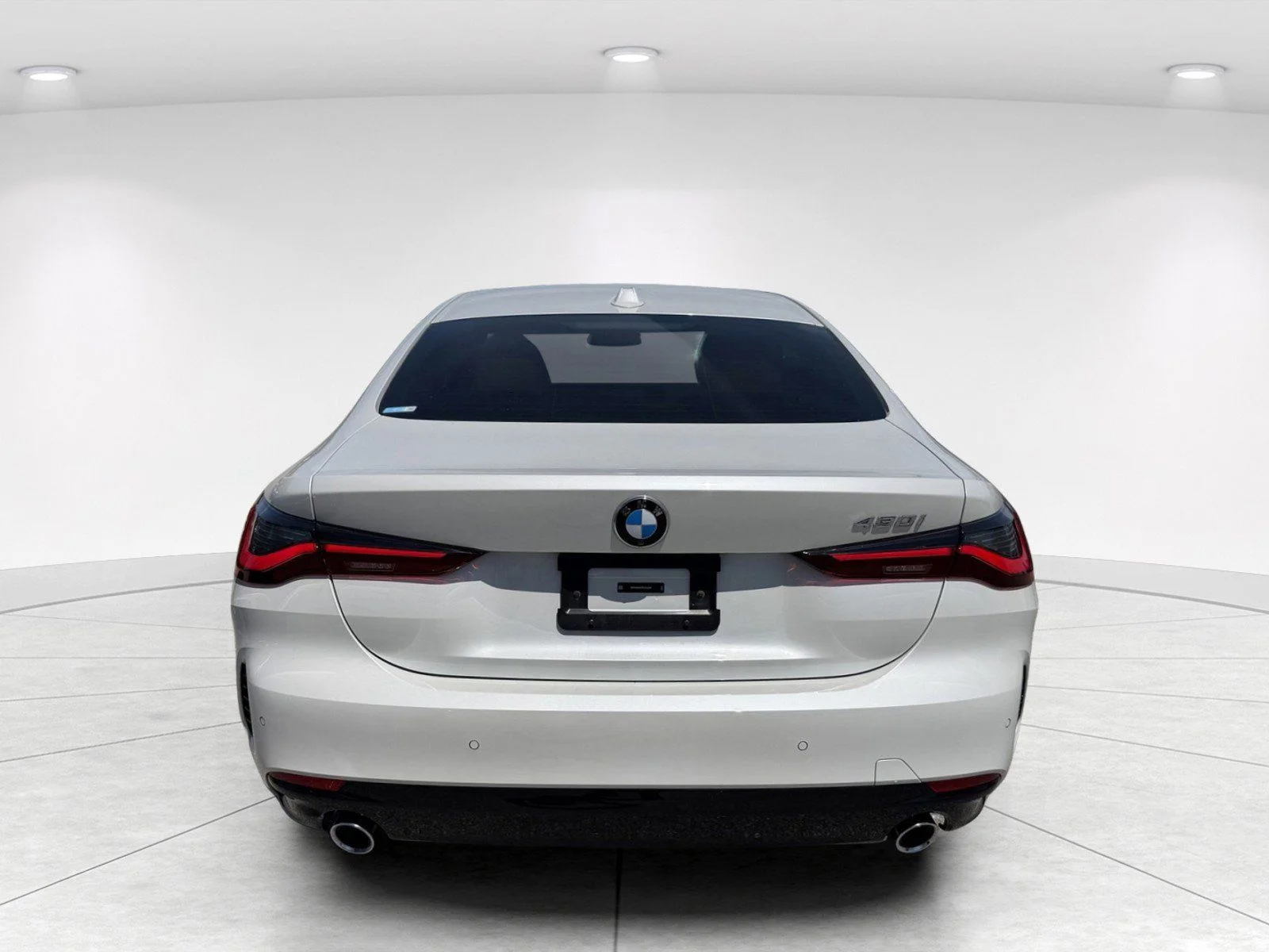 New 2026 Mineral White Metallic BMW 430i image 5