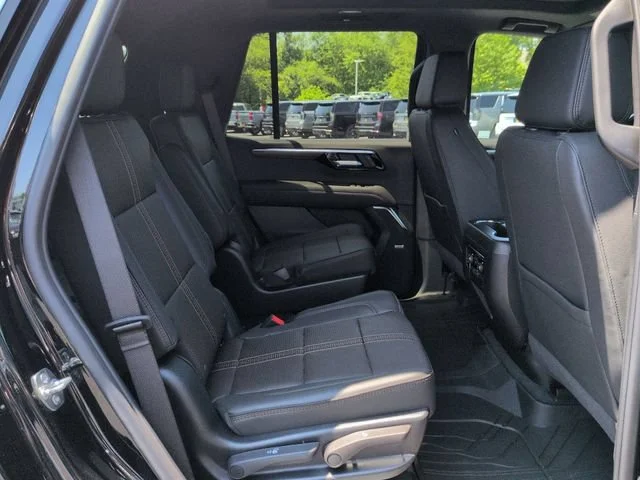 New 2026 Black Chevrolet High Country image 30