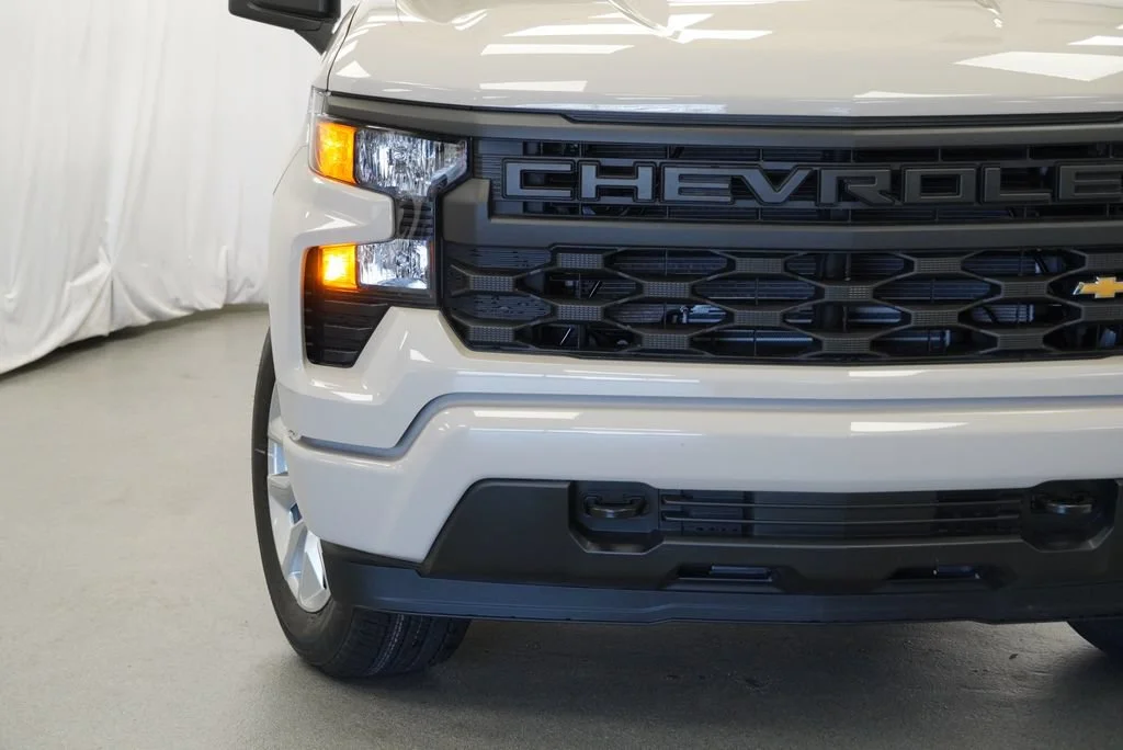 New 2026 White Sands Chevrolet Custom image 31