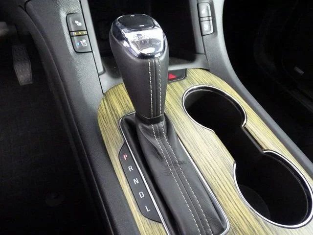 Used 2018 EBONY TWILIGHT METALLIC GMC Denali image 32