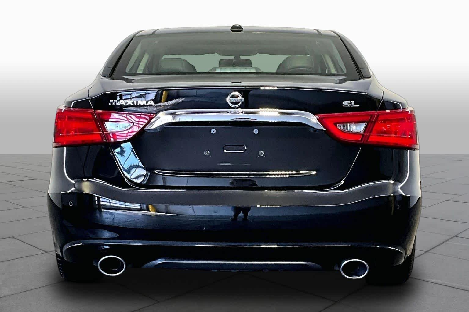 Pre-Owned 2018 Nissan Maxima SL