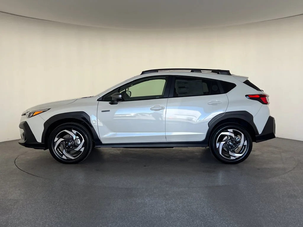 New 2026 CRYSTAL WHITE PEARL Subaru Limited Hybrid image 8