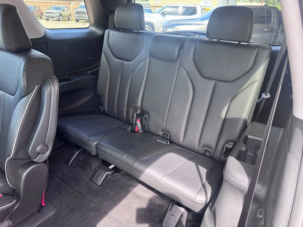 Used 2025 Gray Hyundai SEL image 20