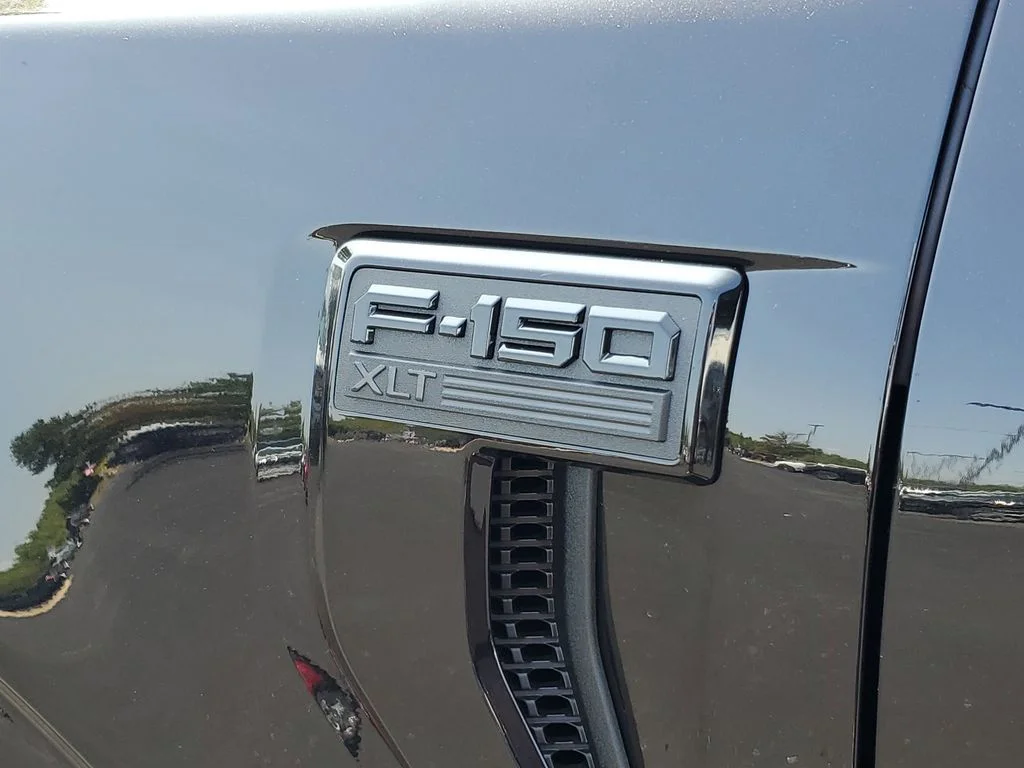 2025 Ford F-150 XLT - Photo 32