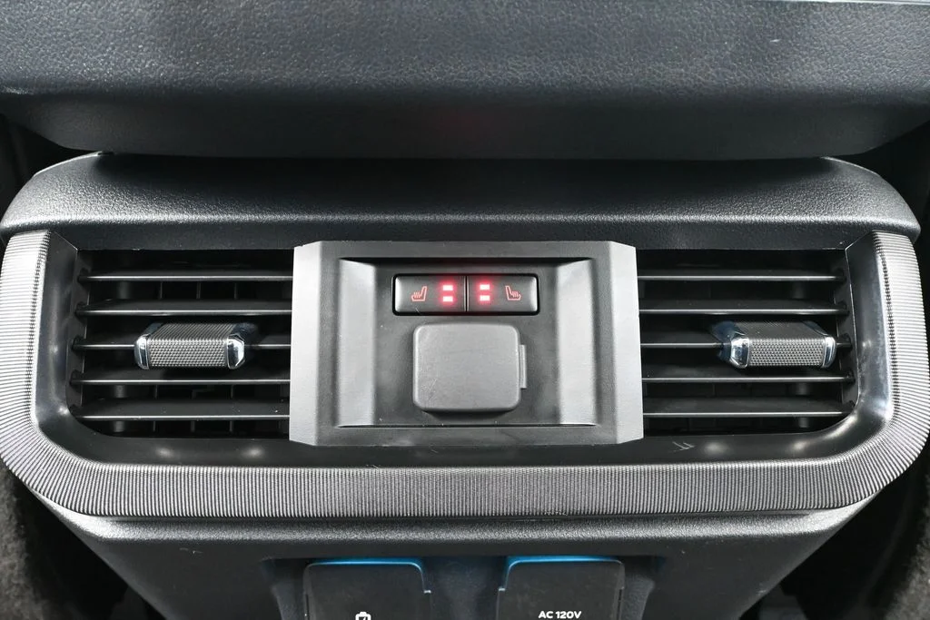 Used 2023 Silver Ford Platinum image 43