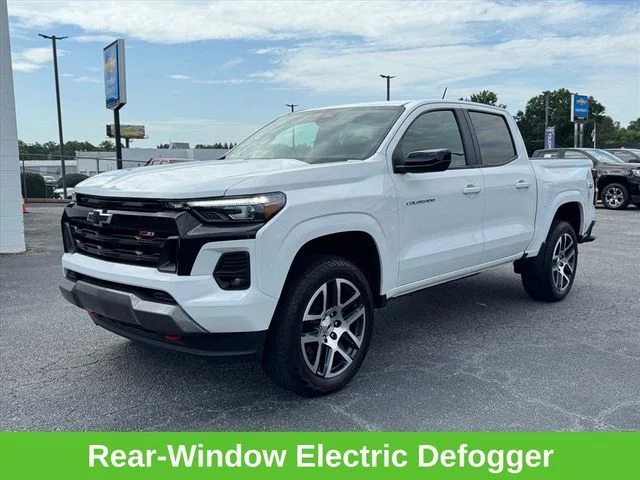 Used 2024 White Chevrolet Z71 image 12