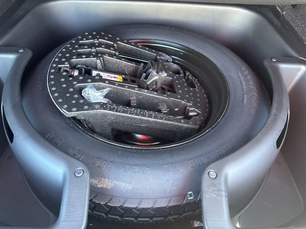 Certified Used 2019 Diamond Black Jeep Altitude image 44