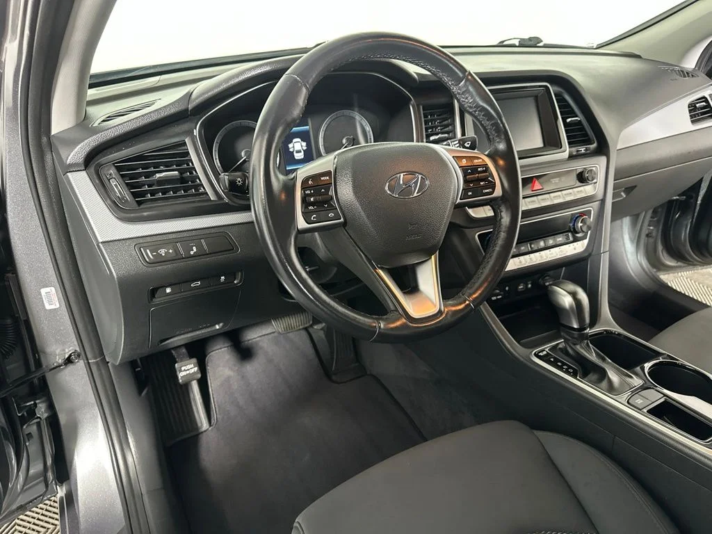 Used 2019 Machine Gray Hyundai SEL image 8