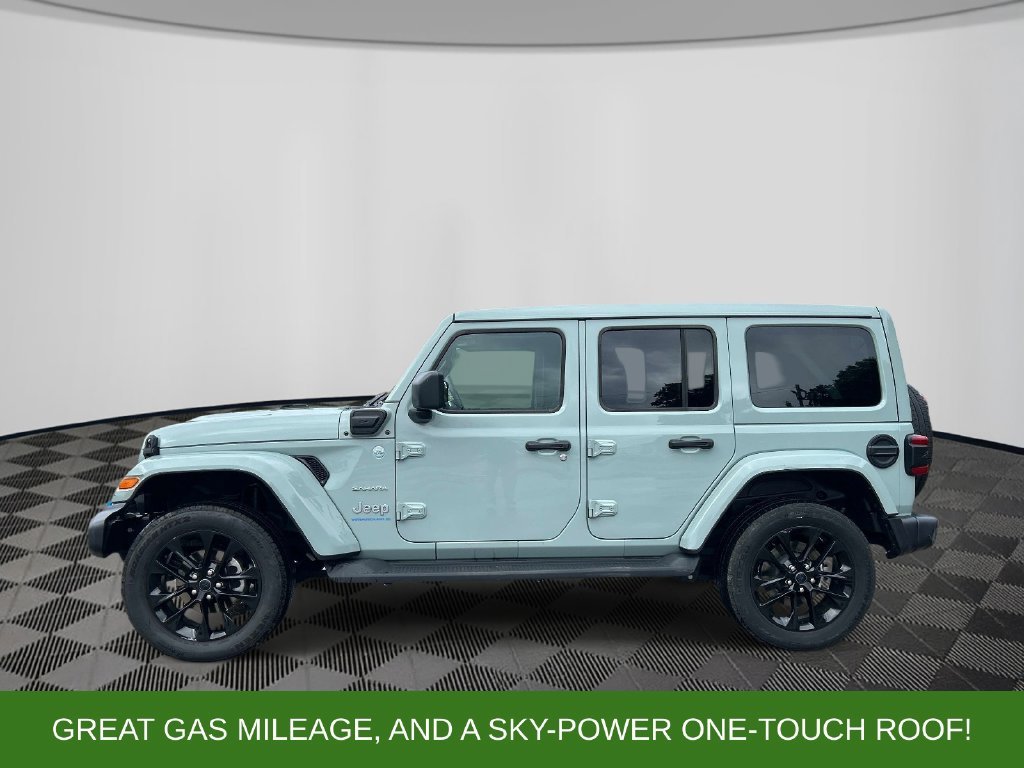 Used 2024  Jeep Sahara 4xe image 2