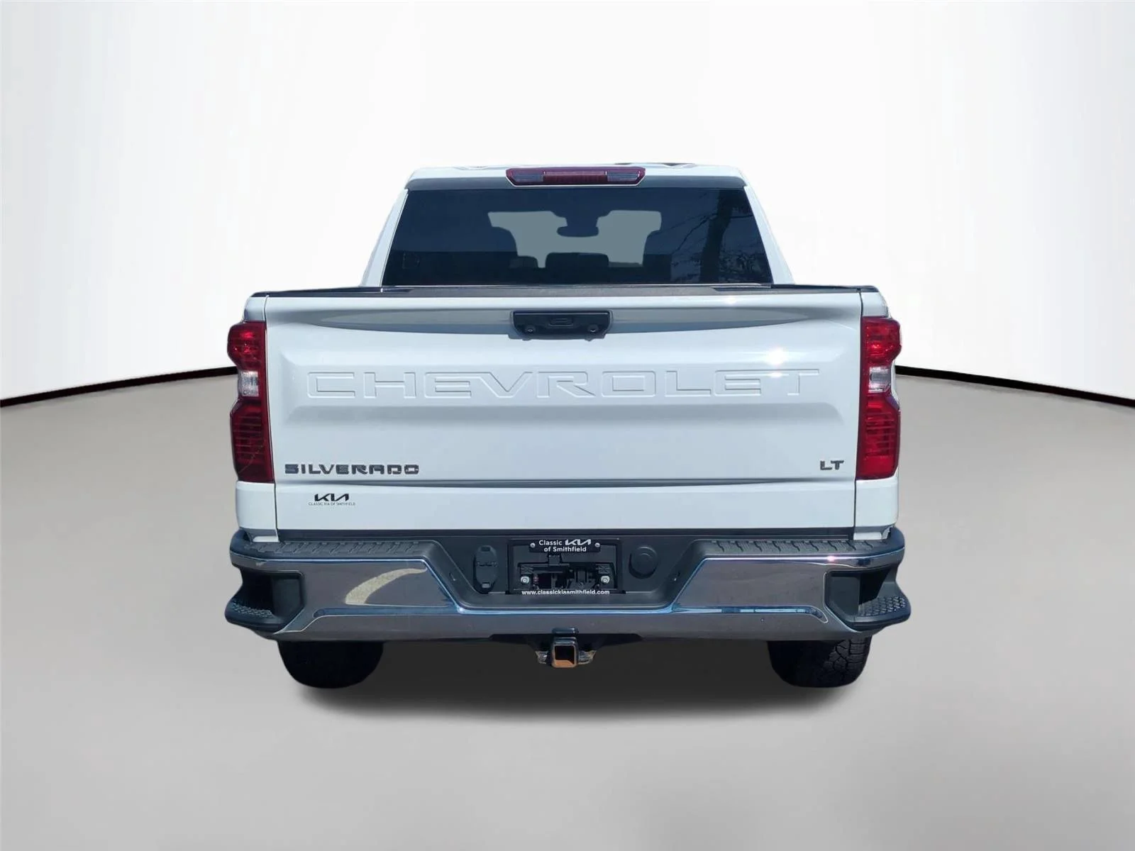 Used 2023 Summit White Chevrolet LT image 4