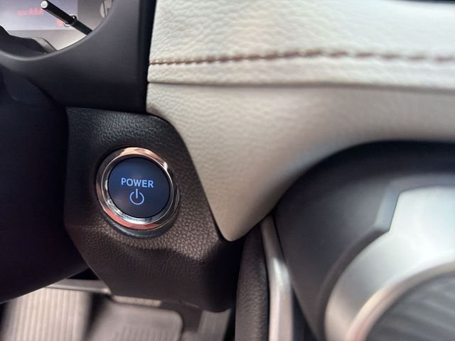 Certified Used 2022 White Toyota Limited image 15