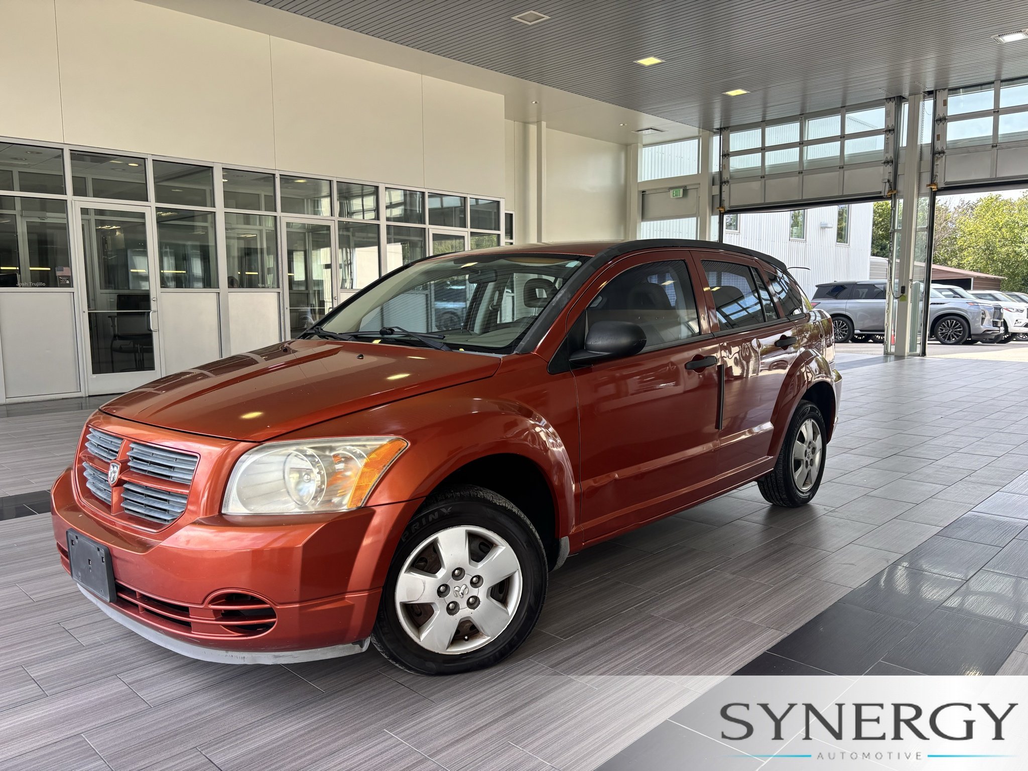 Used 2008 Sunburst Orange Pearlcoat Dodge SE image 1