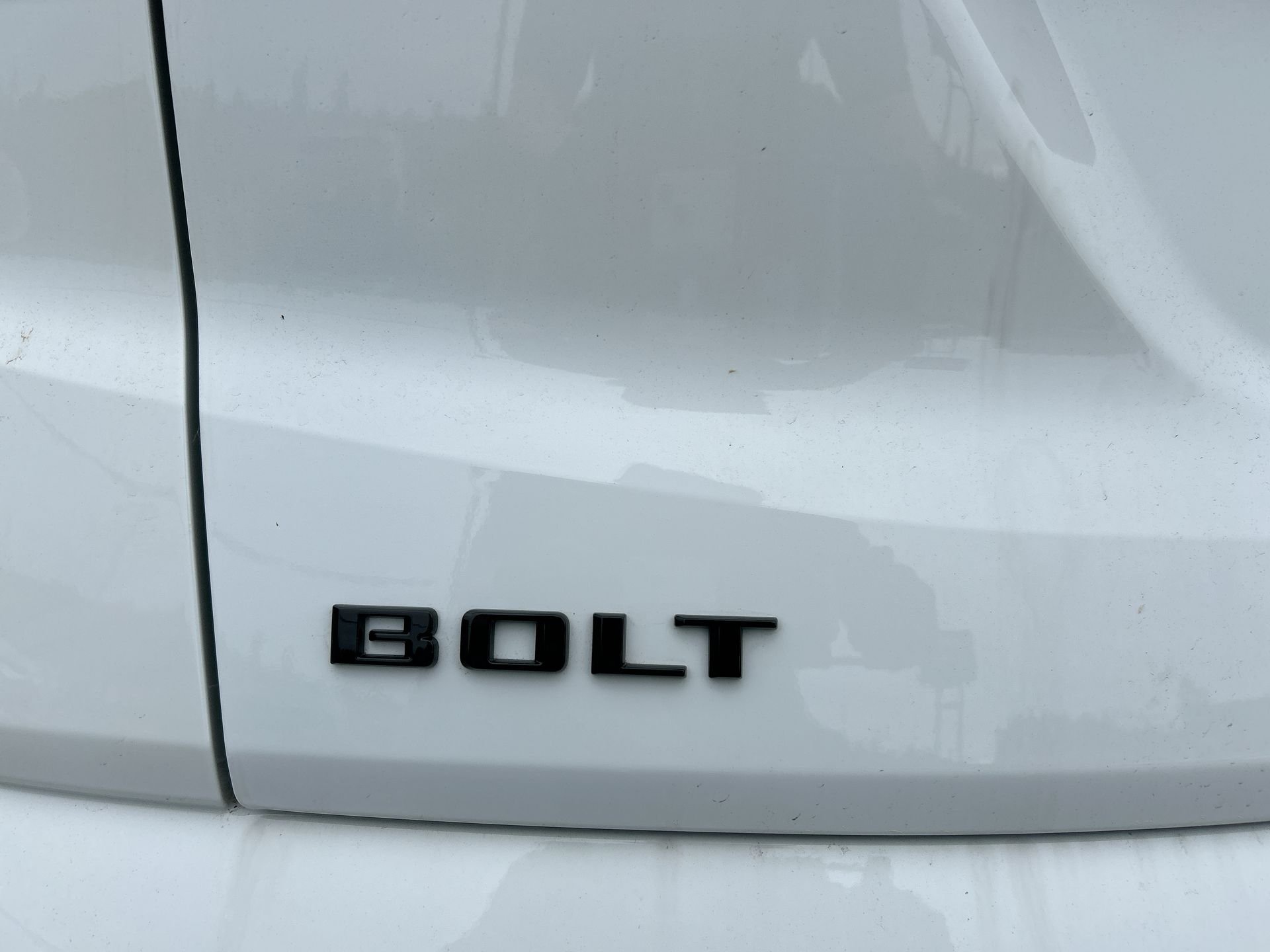 New 2027 Summit White Chevrolet LT image 30