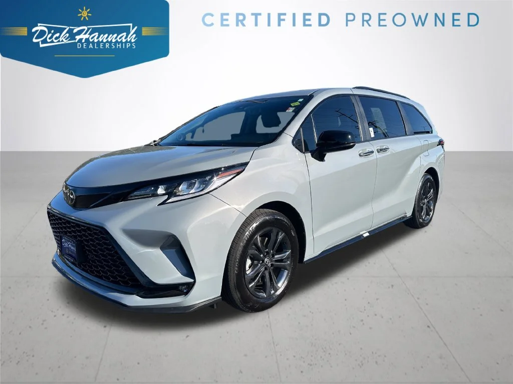 Certified Used 2026  Toyota XSE image 1