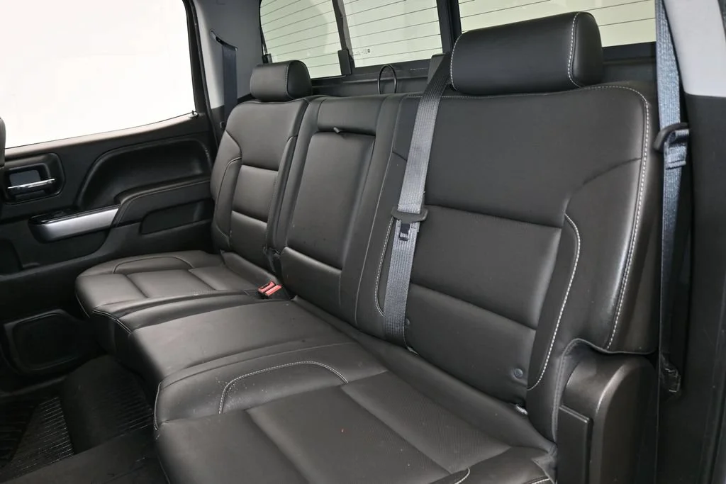 Used 2018 Summit White Chevrolet LTZ image 34