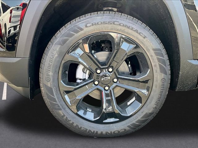 2027 Chevrolet Equinox LT - Photo 14