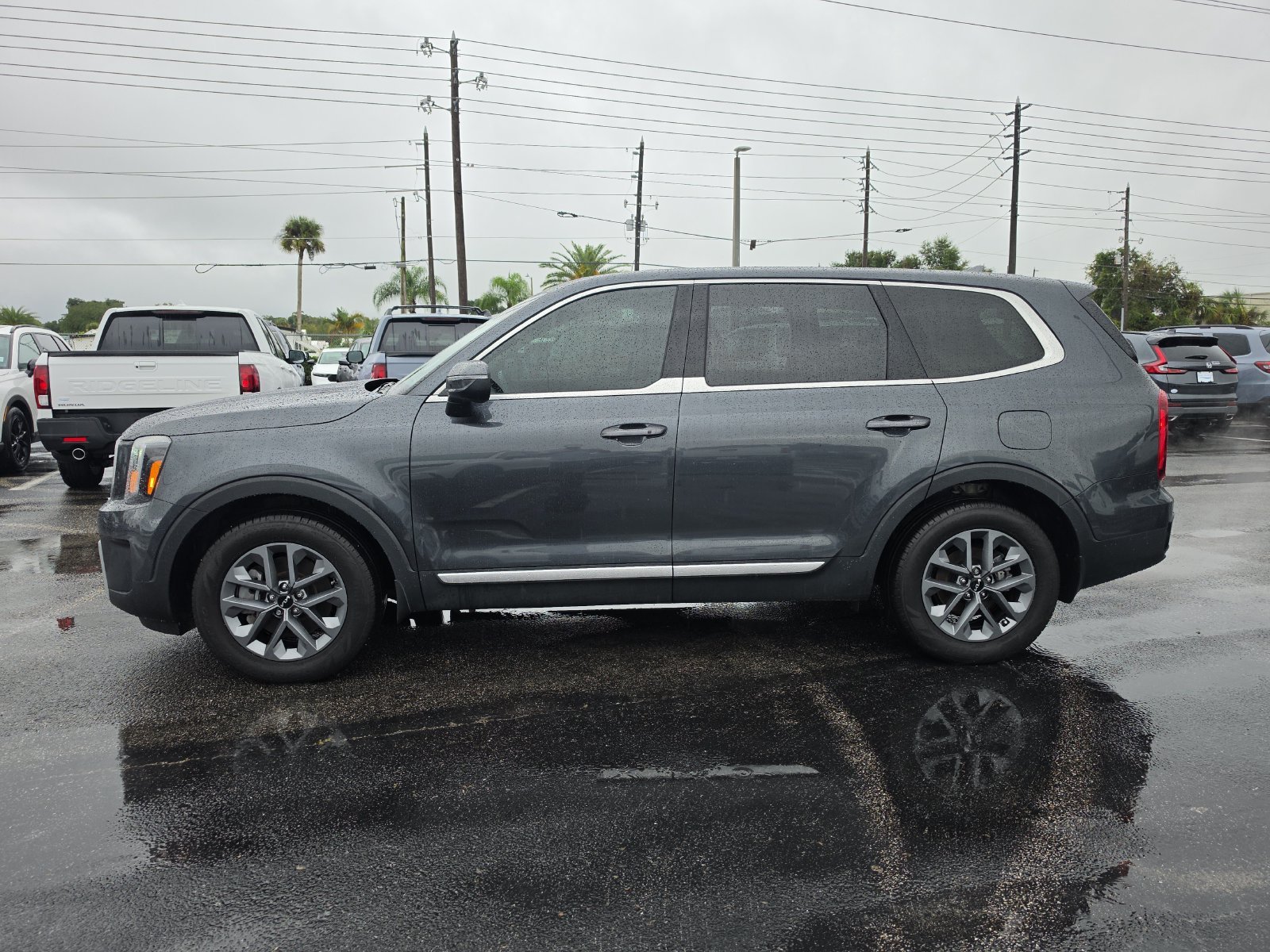 Used 2024 Gray Kia LX image 6