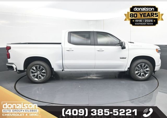 New 2026 Summit White Chevrolet RST image 2