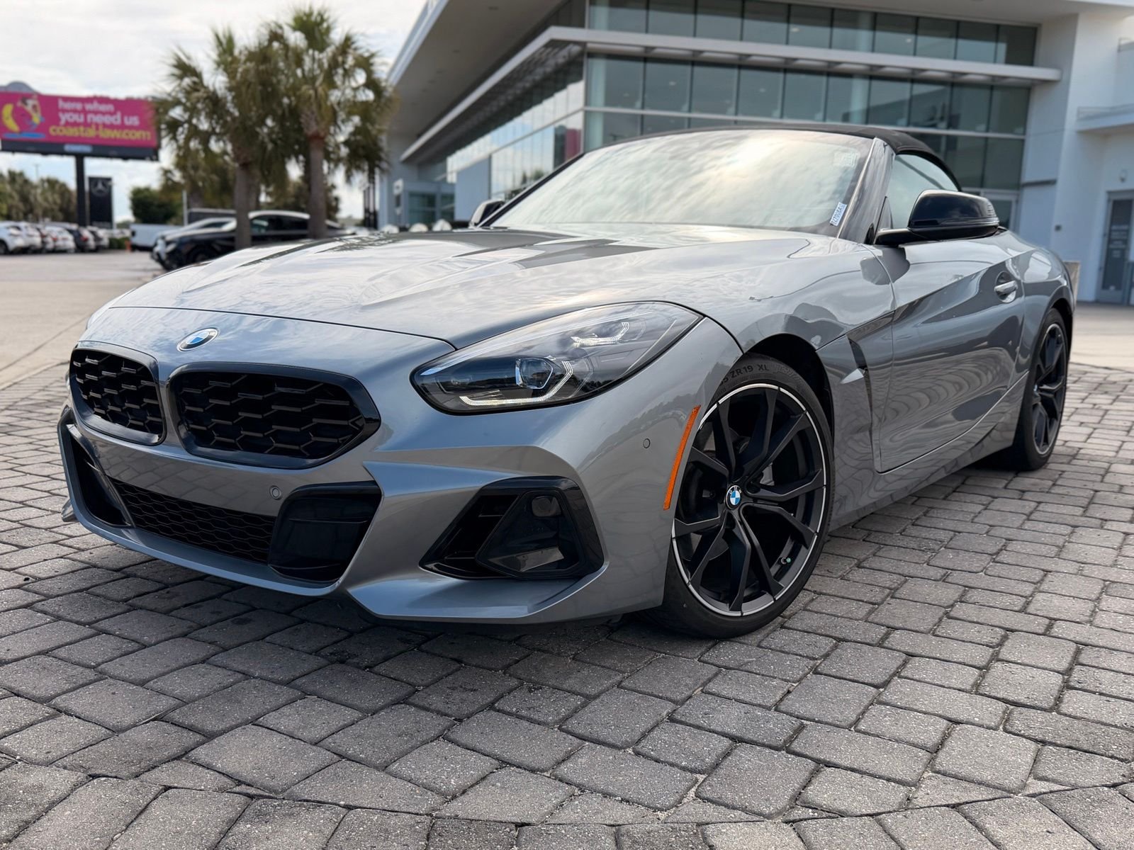 2024 BMW Z4 sDrive30i's photo