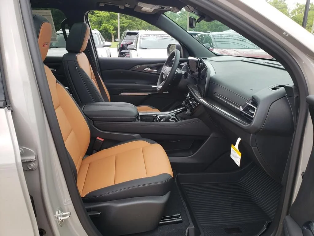 New 2027 Sandstone Gray Chevrolet Z71 image 24
