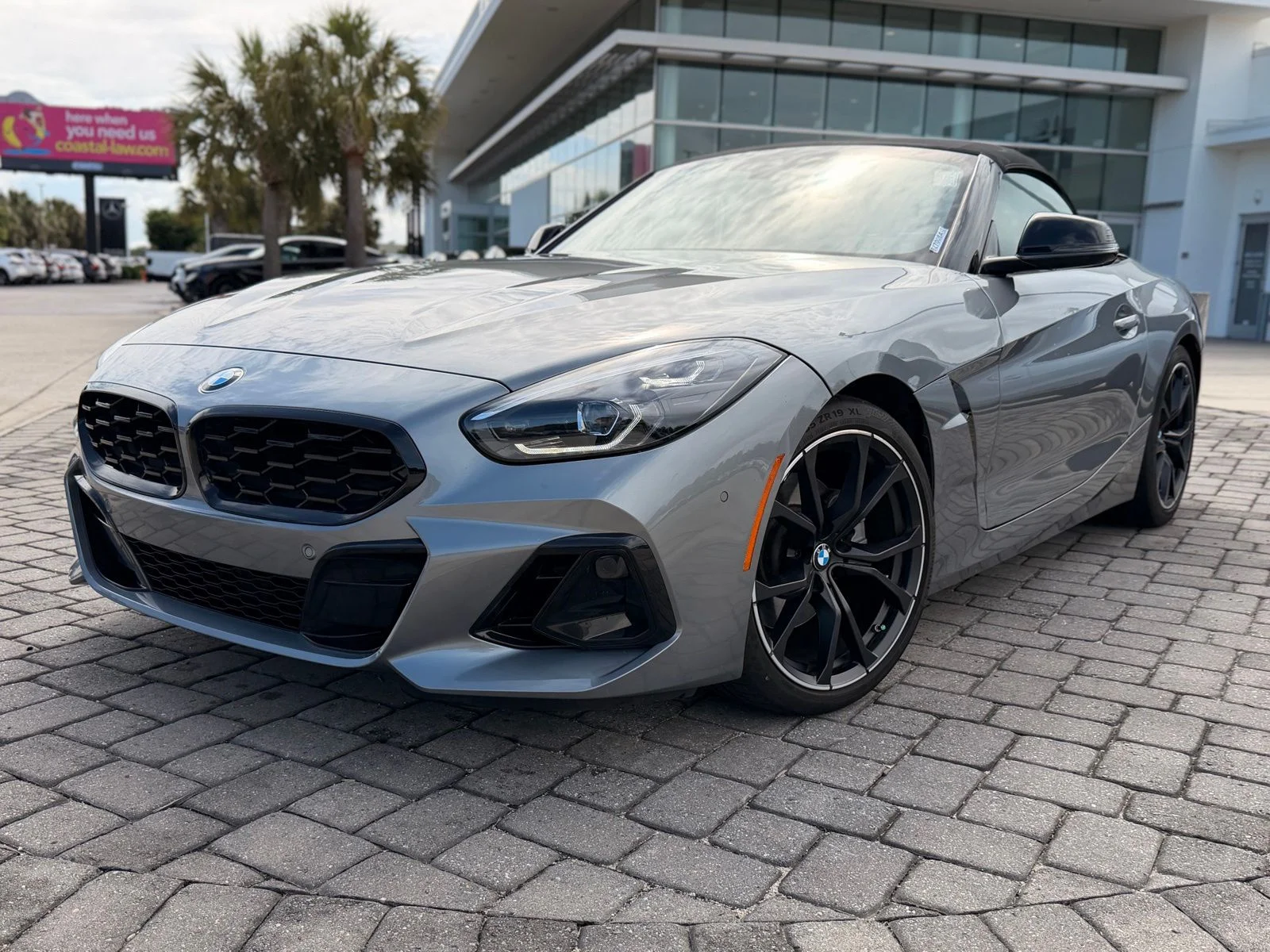 2024 BMW Z4 sDrive30i's photo